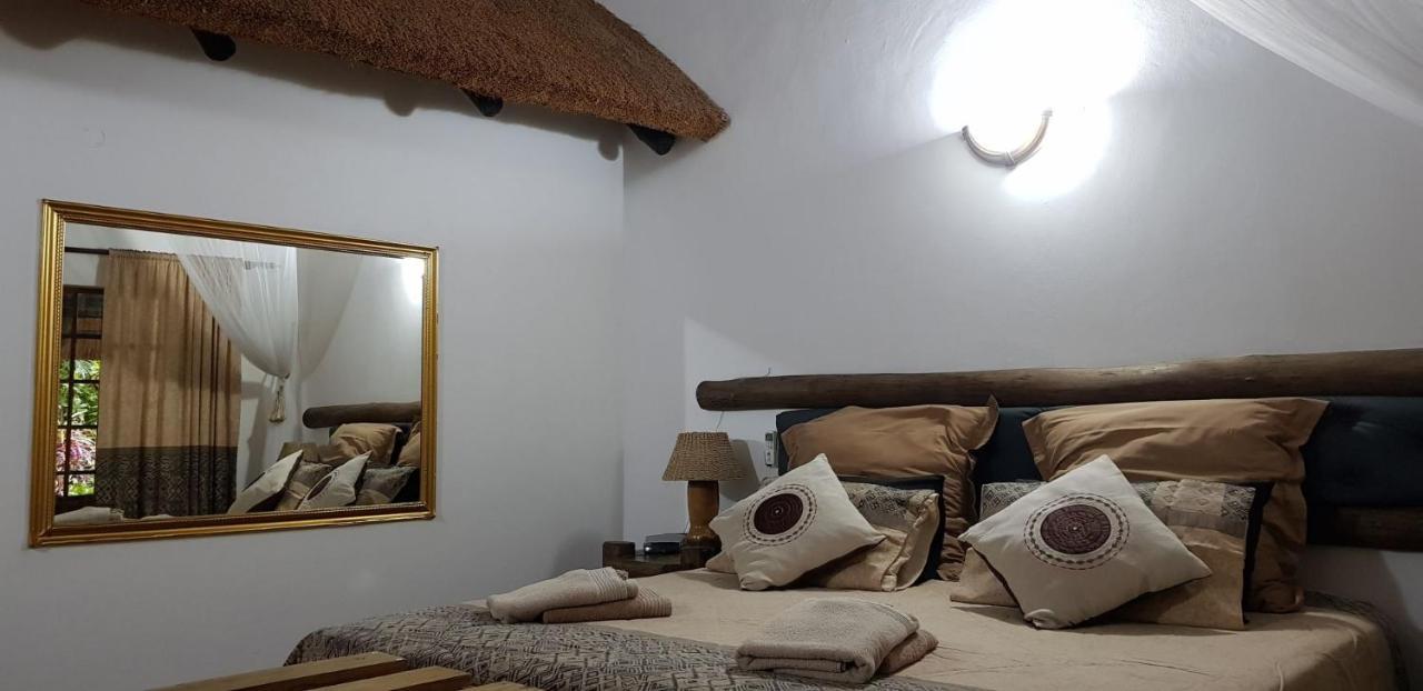 African Ambience Guest House Saint Lucia Estuary 외부 사진